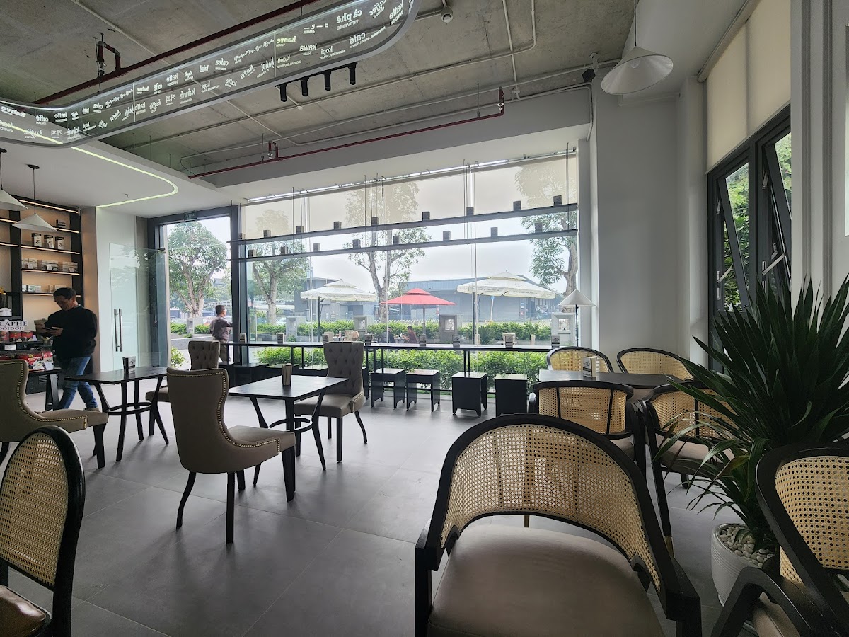 Trung Nguyên Legend Cafe