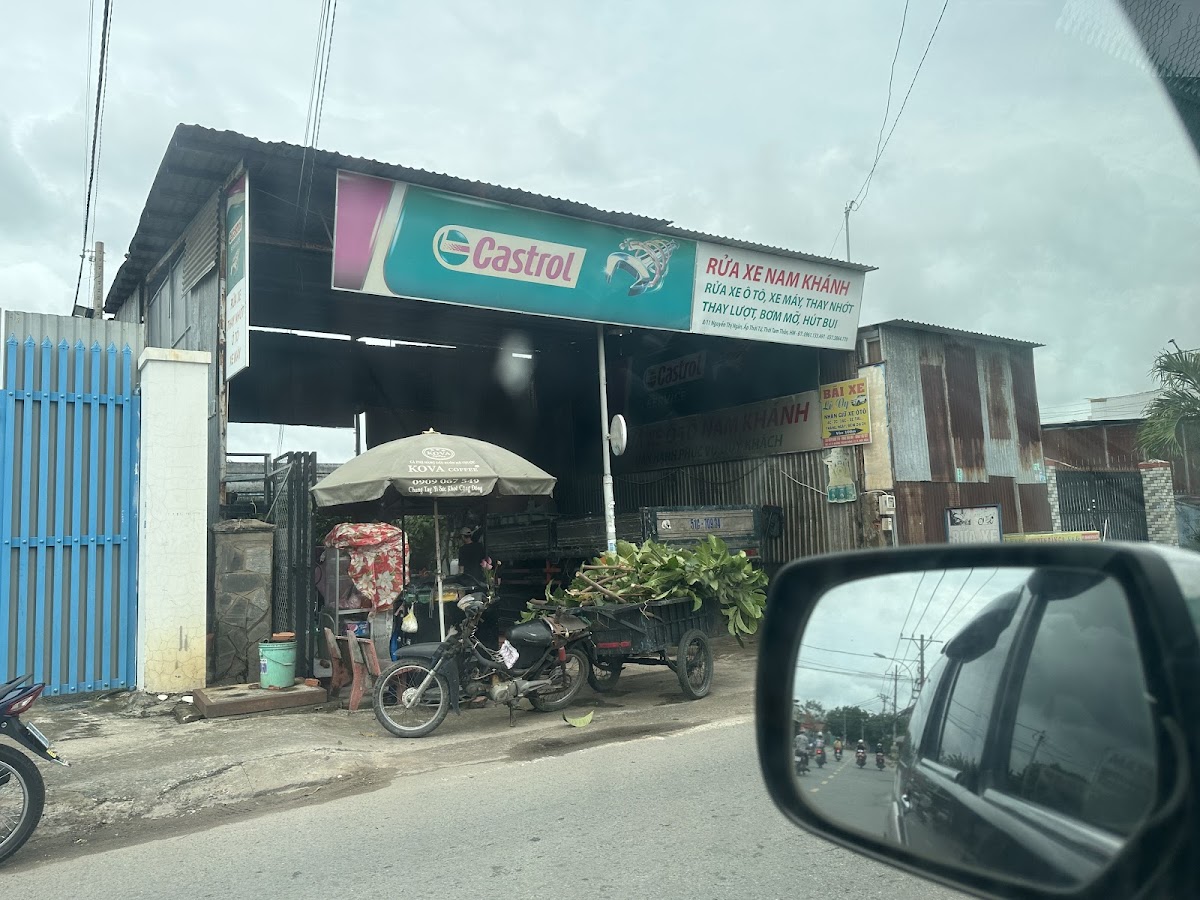 Tiệm Rửa Xe Nam Khánh
