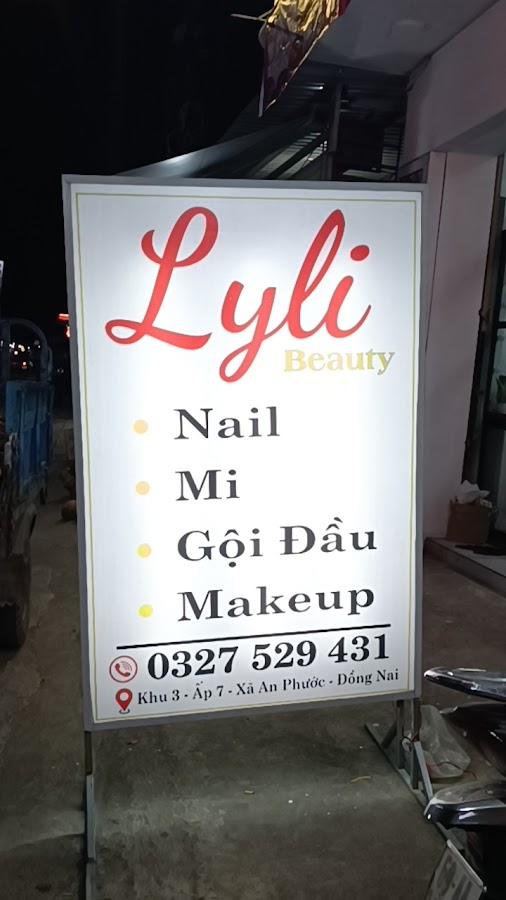 Lyli Beauty Nail- Nối mi - Gội đầu
