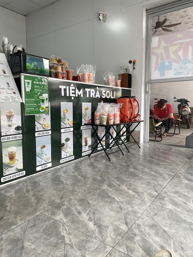 Tiệm Trà SoLi