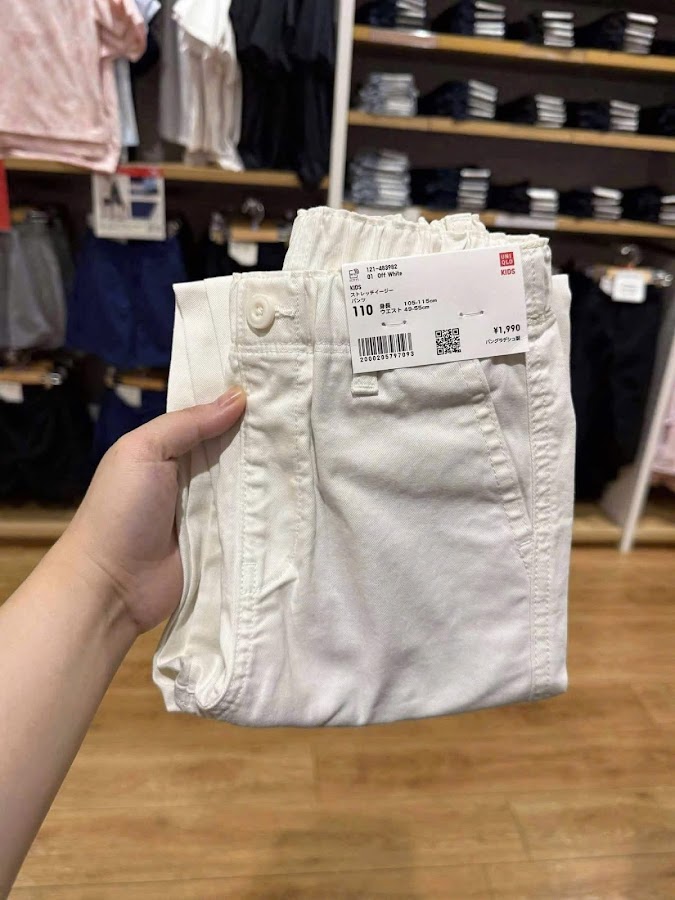 An Thường may đo và sửa chữa quần áo