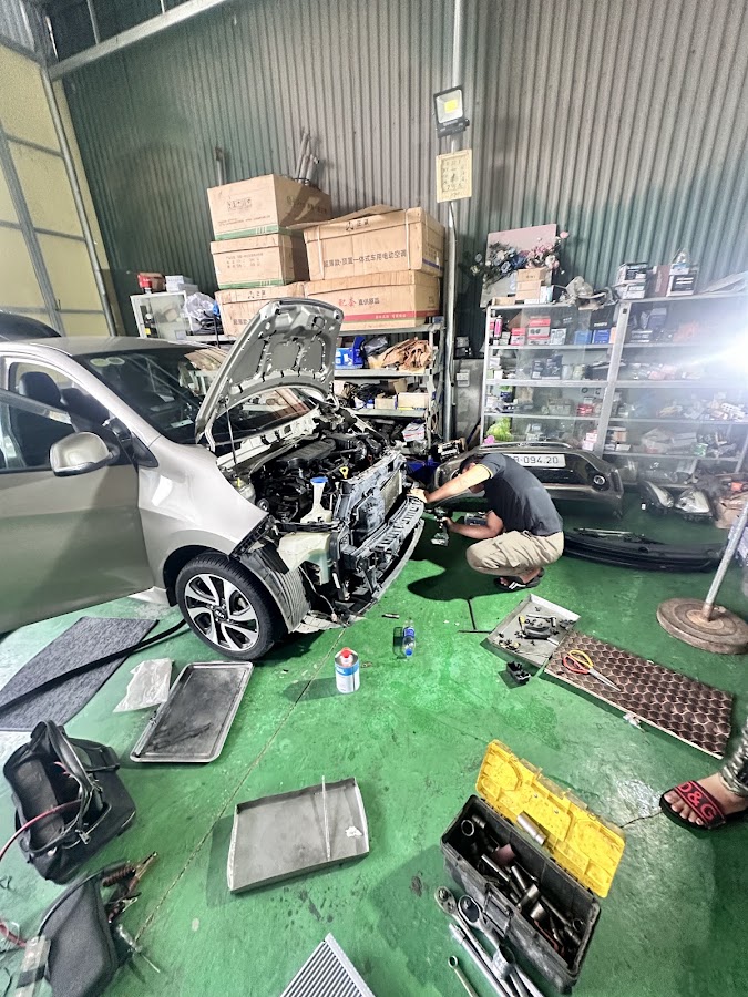 Garage Ô Tô Hoàng Oánh
