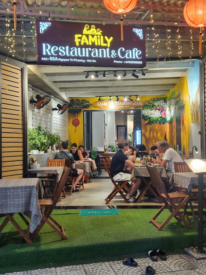 FAMILY RESTAURANT & CAFE _ Vietnamese cuisine & Italian cuisine