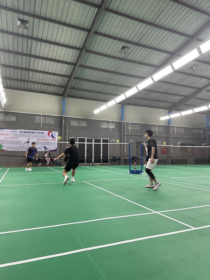 SPACE BADMINTON (Sân Cầu Lông)
