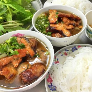 NHẤT VÂN QUÁN