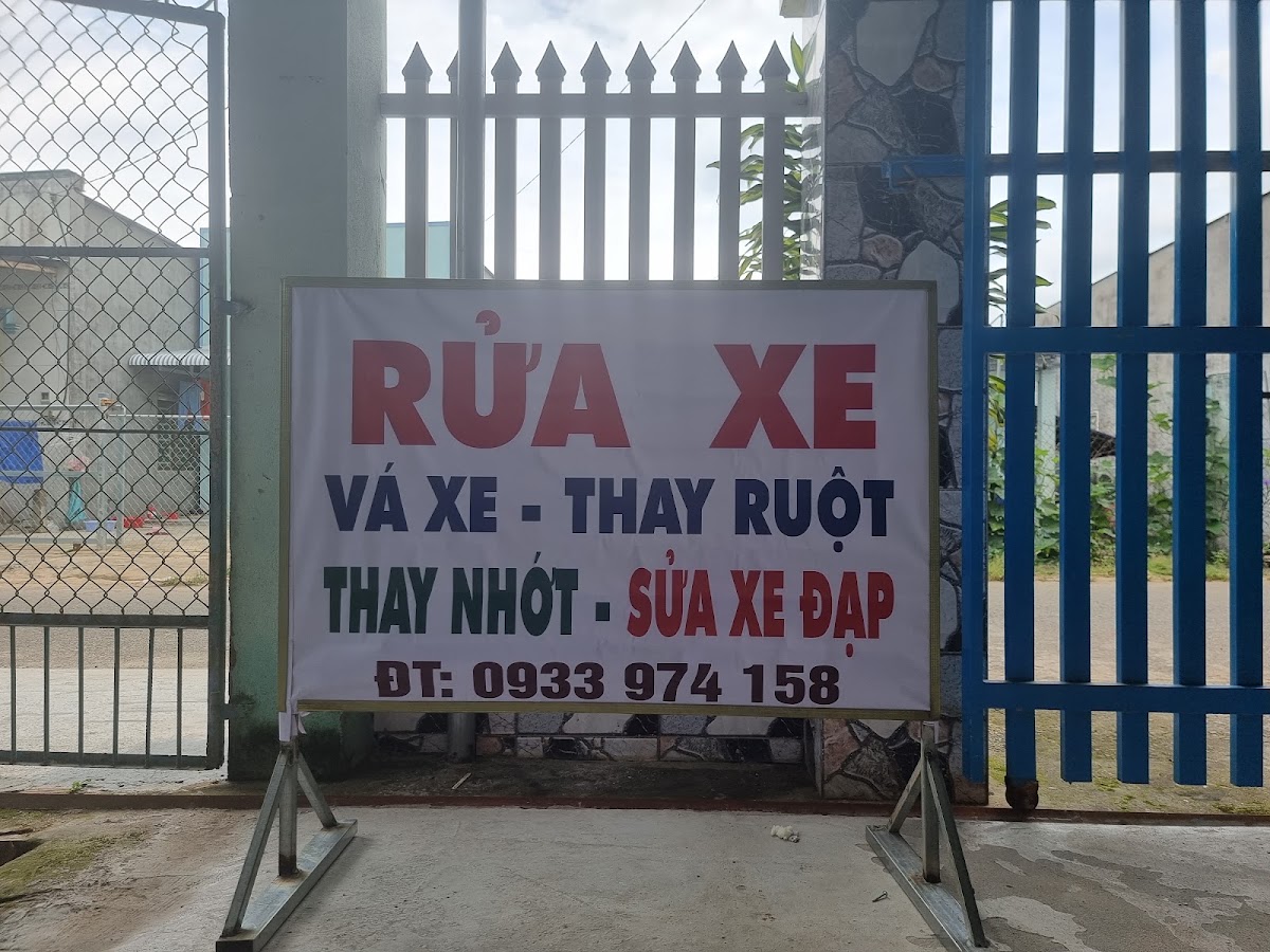 Rửa Xe Bọt Tuyết - Chú Thành