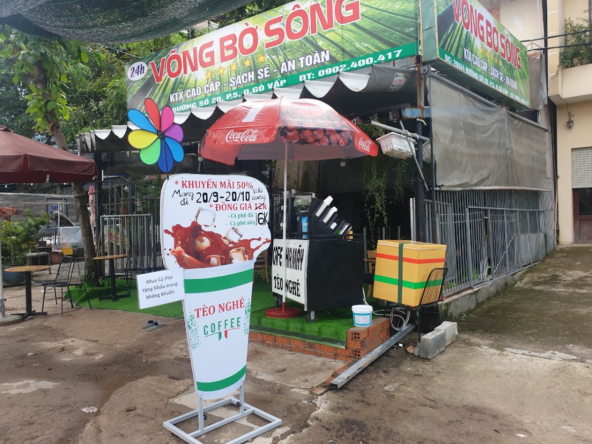 Gà Rán - Cơm Gà Xối Mỡ Ngọc Vinh