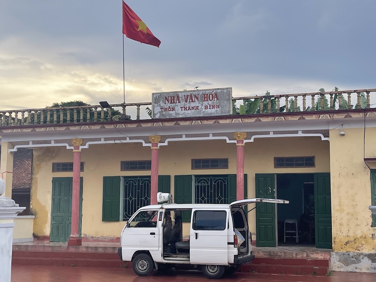 nhà văn hoá thanh bình