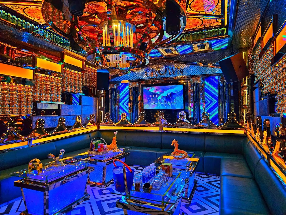 Karaoke Olala Club 62 Nguyên Hồng