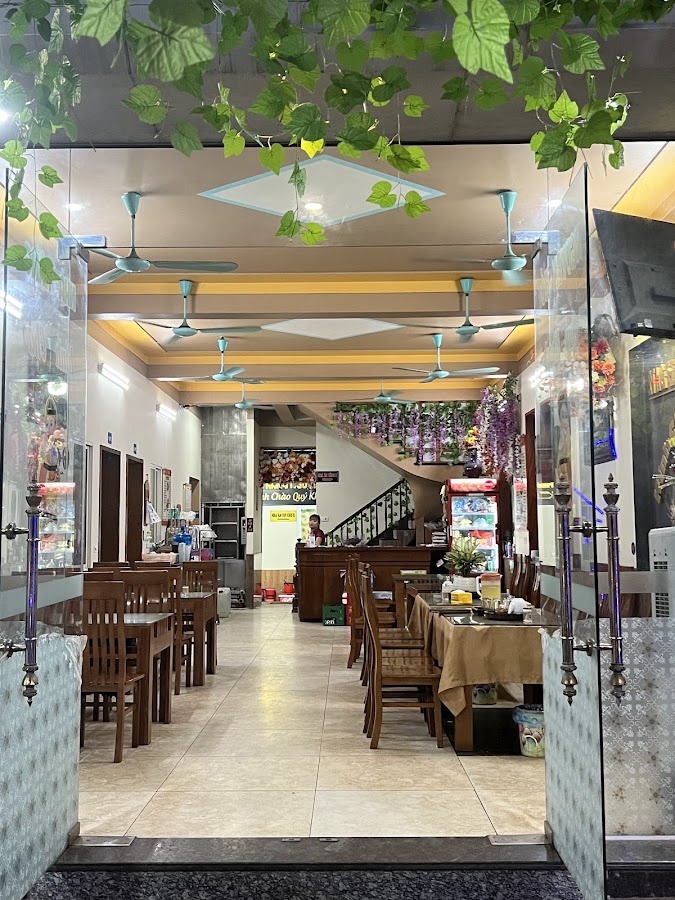 nhà hàng Nguyên Hói