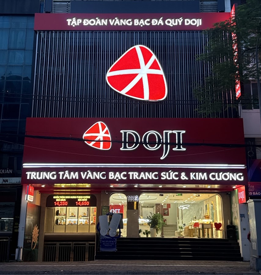 Trung tâm Vàng Bạc Trang Sức DOJI Lạc Long Quân