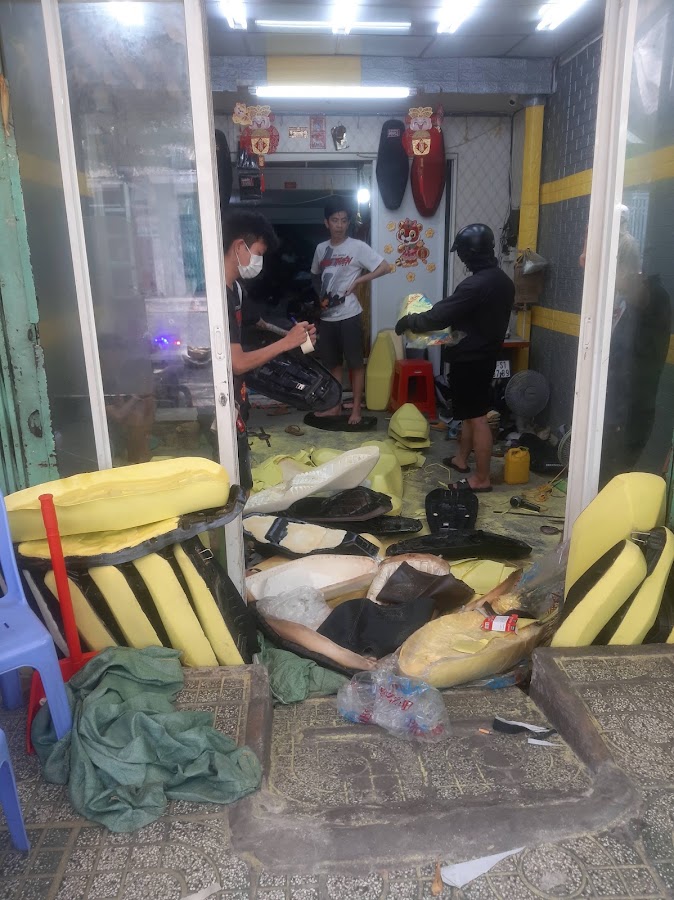 Cửa Hàng Yên Xe Hoàng Phương