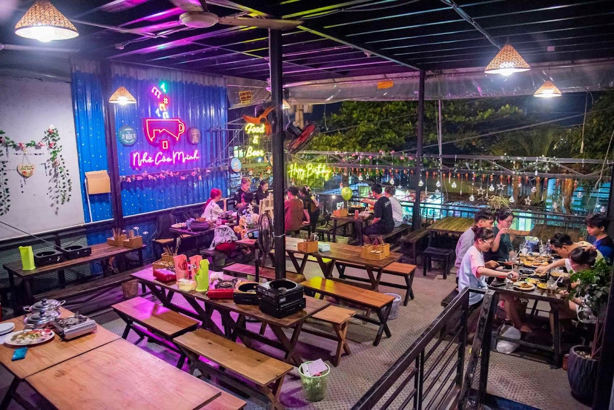 LẨU NƯỚNG CẦN GIỜ