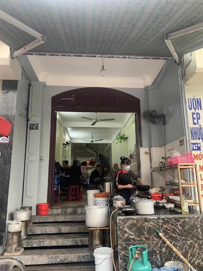 Tiệm Ăn Sáng