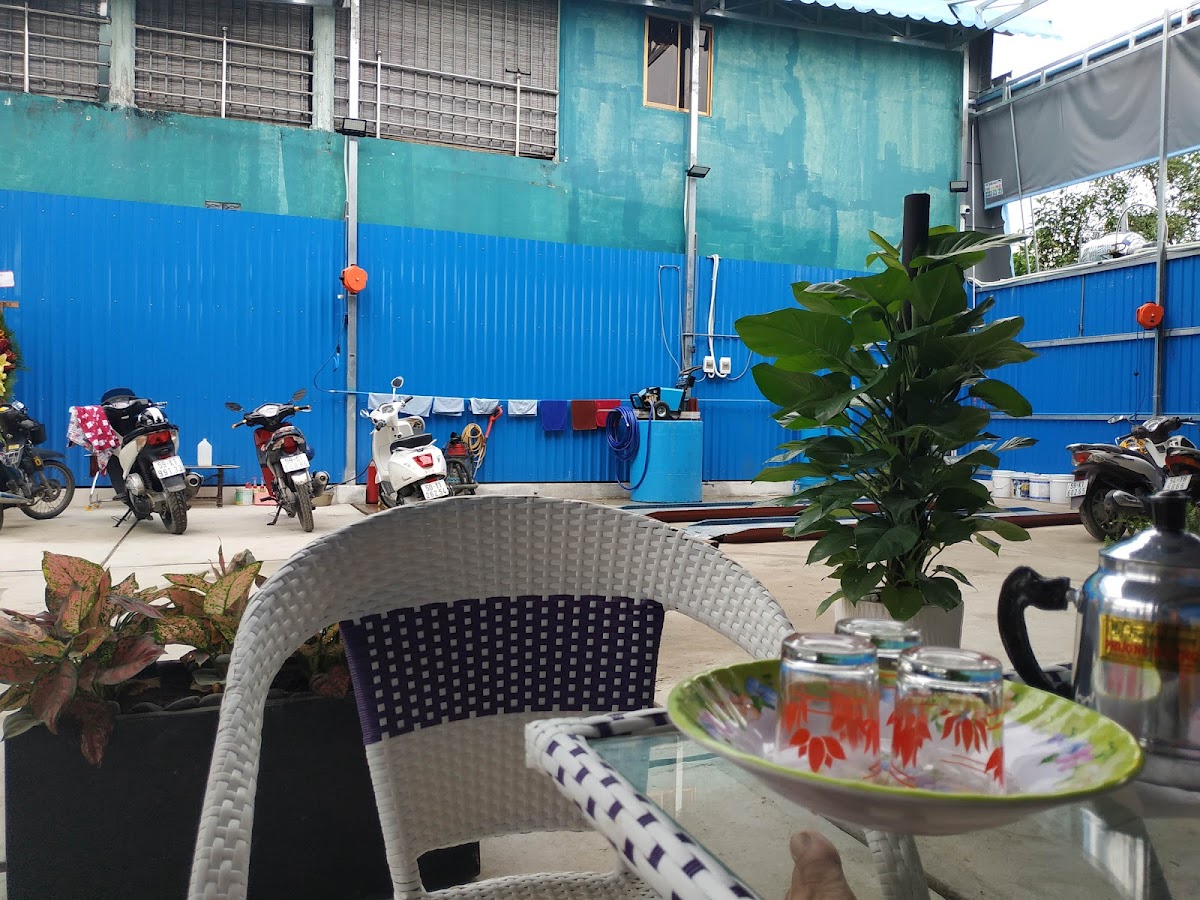 Tiệm Rửa Xe Đức Hanh 888