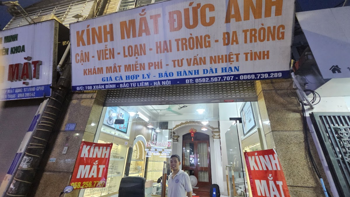 Kính mắt Đức Anh