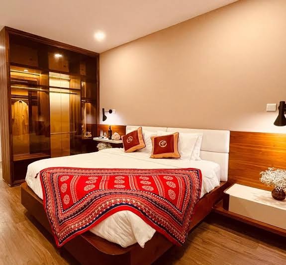 ESTELLA HEIGHTS, 2BR-5 STAR, RESORT LIVING, DIST.2 - Apartment with Pool View