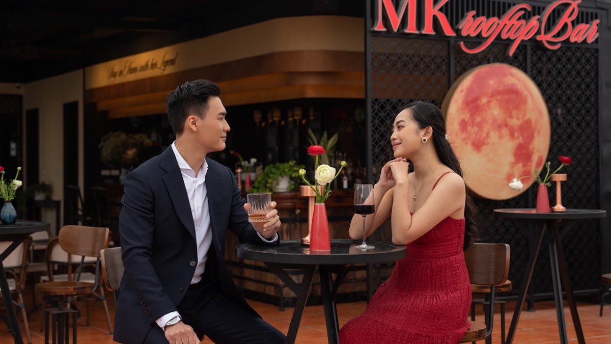 MK Rooftop Bar & Restaurant