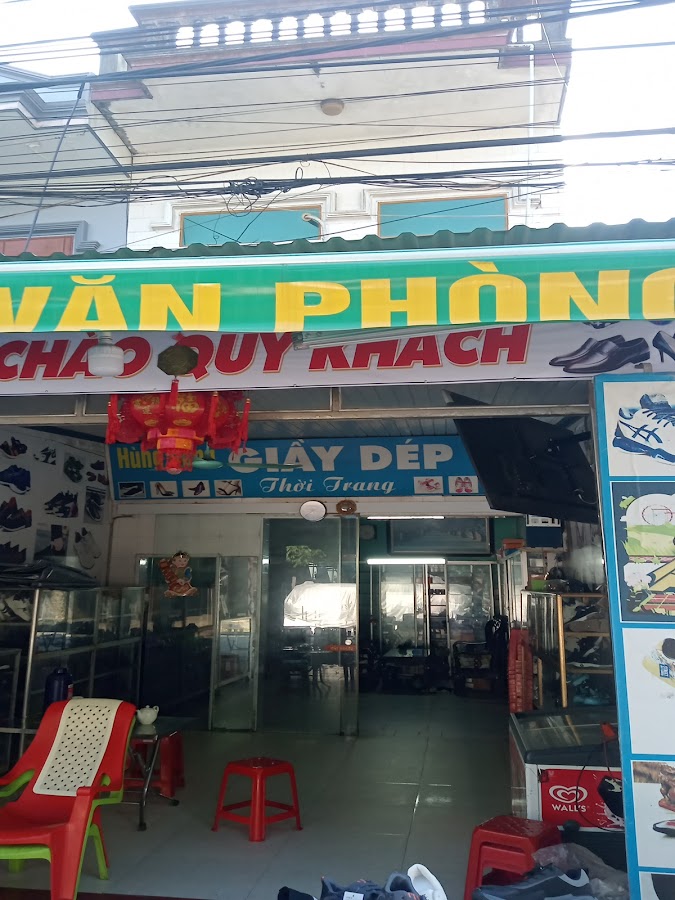 Quán cơm Hùng Dũng