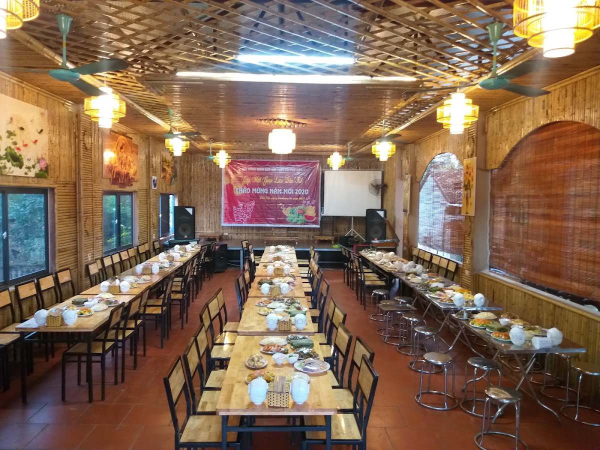 Quán Ba Saigon