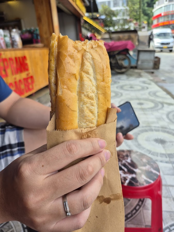 Bánh mỳ thịt nướng 10k sapa