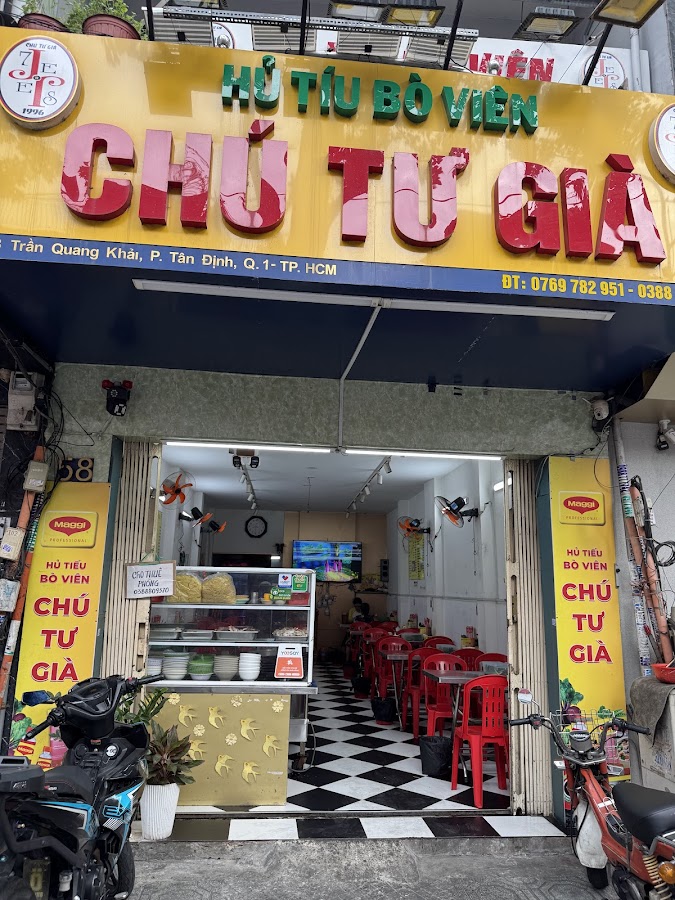 Hủ tiếu bò viên Chú Tư Già Quận 1