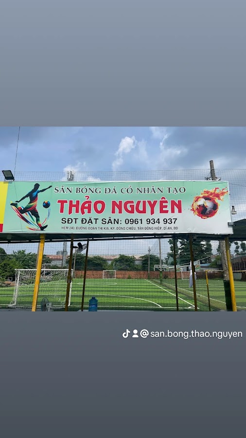 Sân Bóng Đá Thảo Nguyên Dĩ An