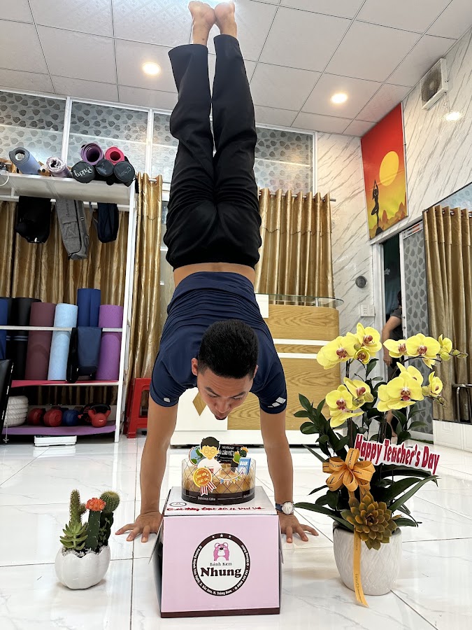 Yoga Phương Linh