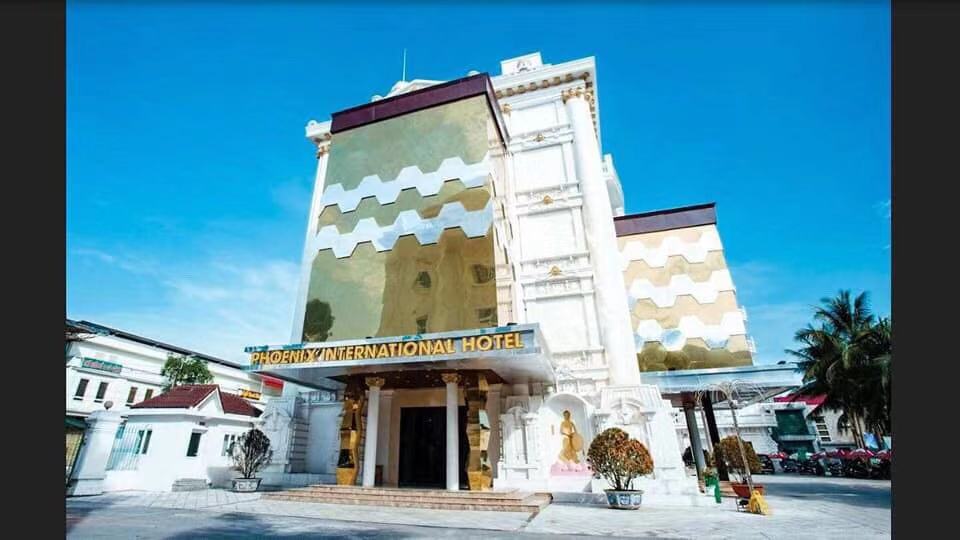 Phoenix International Hotel