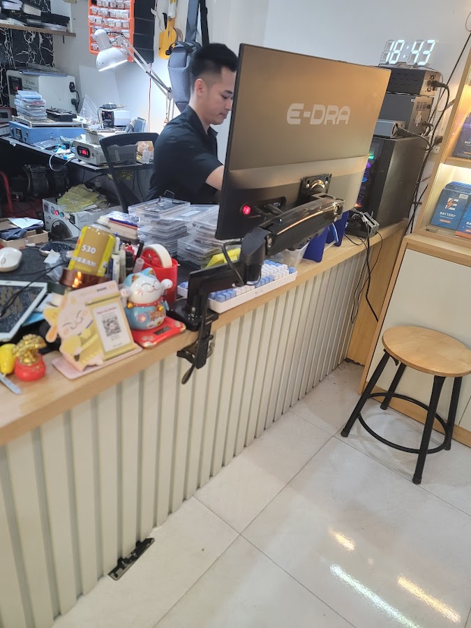 Ngọc Huy Mobile mua bán sửa chữa điện thoại di động