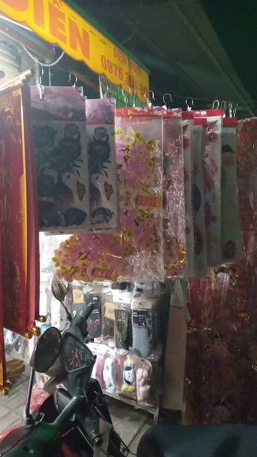 Nhà Sách Giang Điền