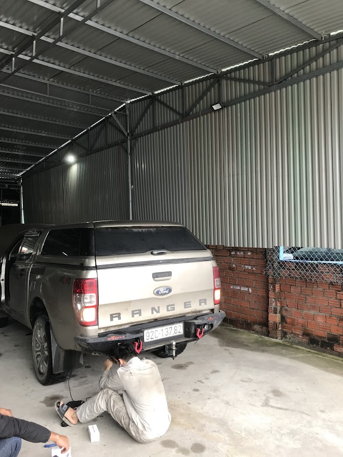 Garage Ô Tô Tấn Phát