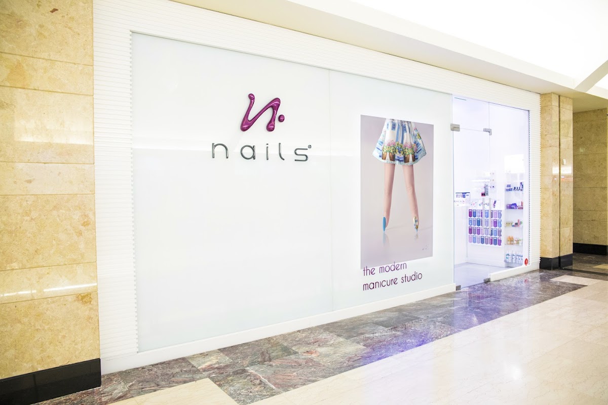 nails the modern manicure studio Abu Dhabi Mall