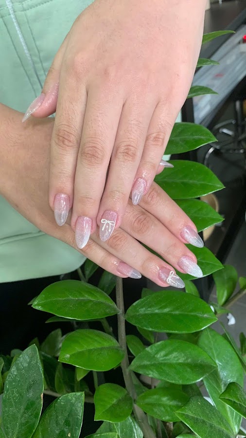 Tiệm thoa nail