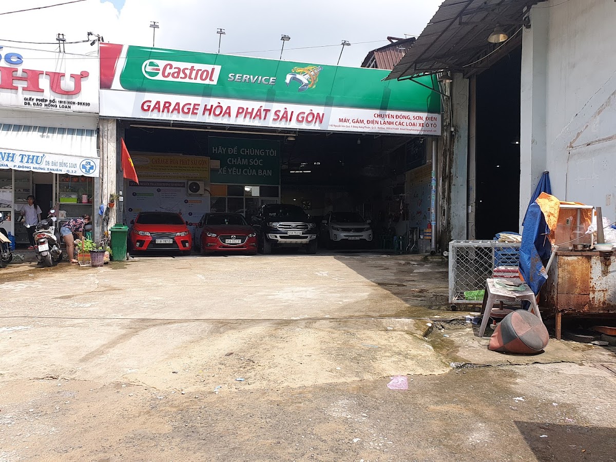 GARAGE Ô TÔ HÒA PHÁT SÀI GÒN