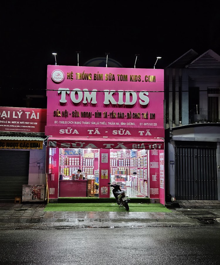 Siêu thị sữa Tom Kids - Thuận An Bình Dương