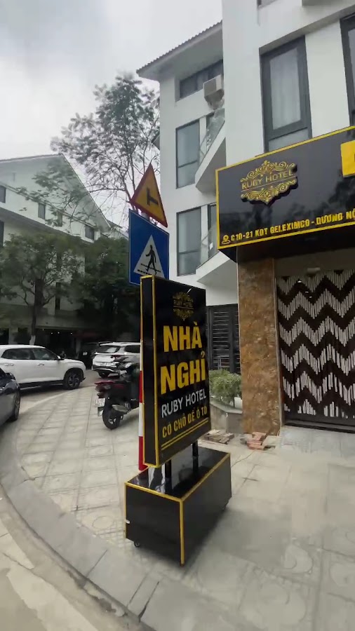 Nhà nghỉ Ruby Hotel - KĐT Geleximco