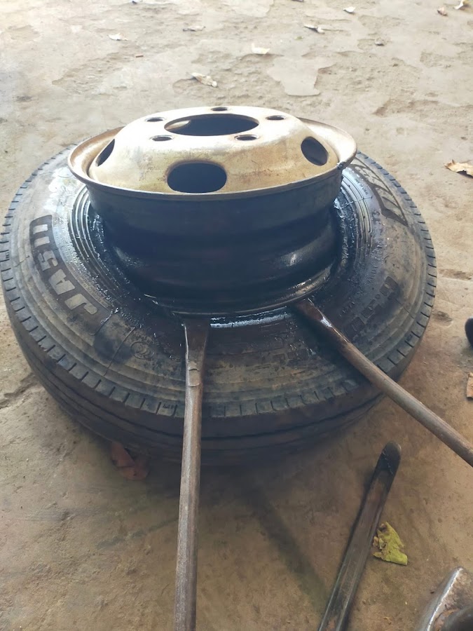 Vá Vỏ Ô Tô Lưu Động Đạt Lốp