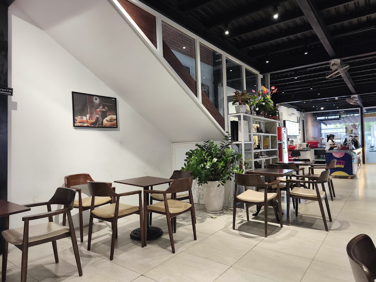Trung Nguyên E-Coffee Thị Trấn Cần Giuộc