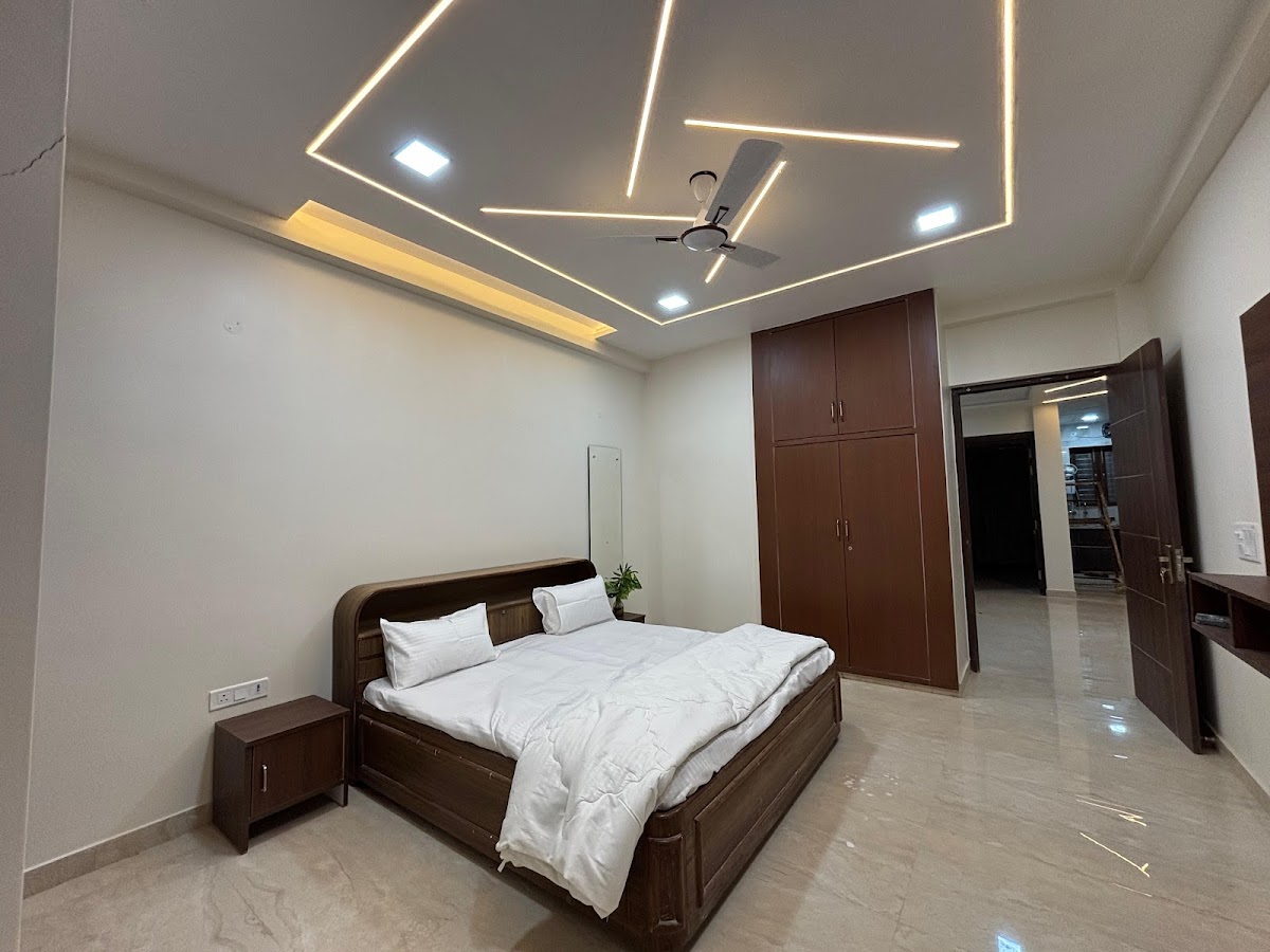S Square HomeStay