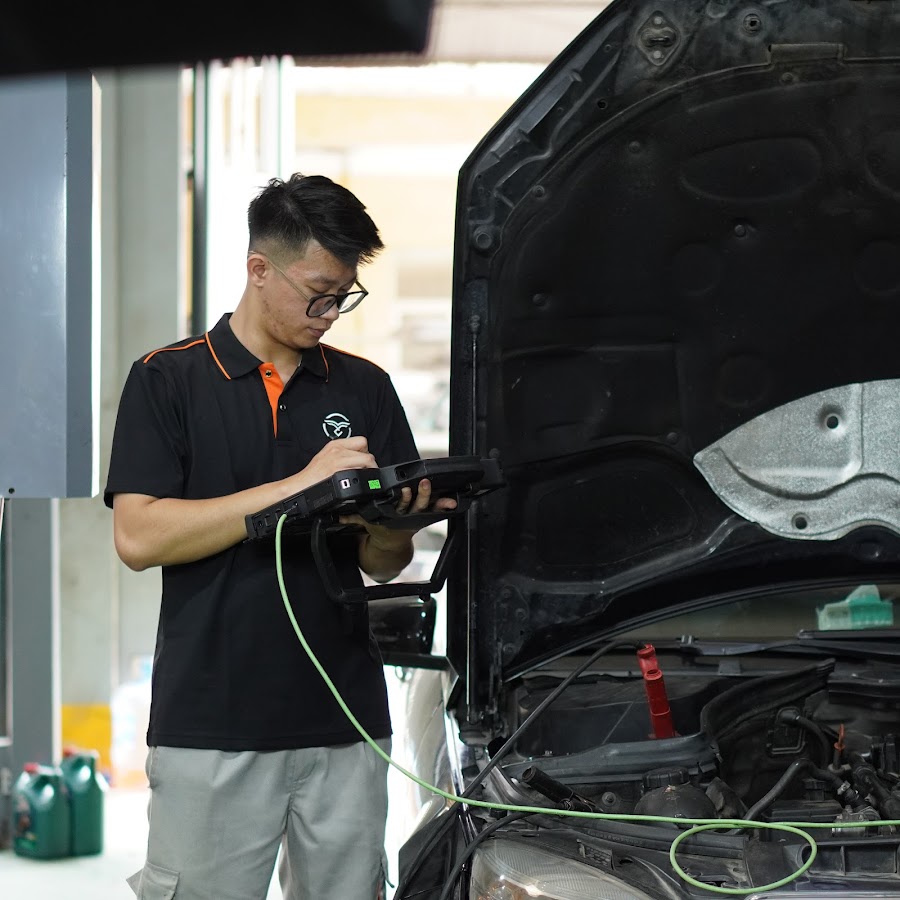 Trung Tâm Ứng Dụng Công Nghệ Ô Tô VCE
