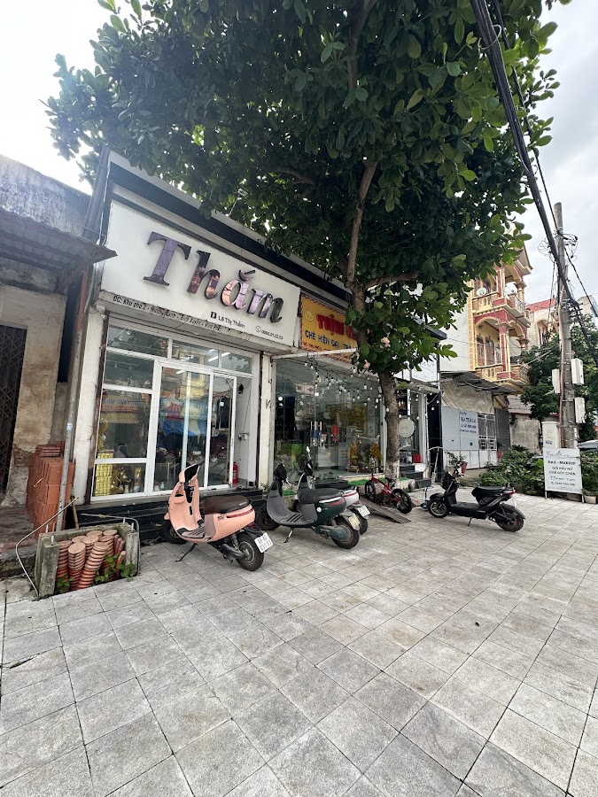Tiệm Chè Bông