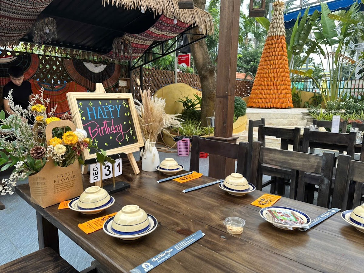 Chợ Phiên Quán