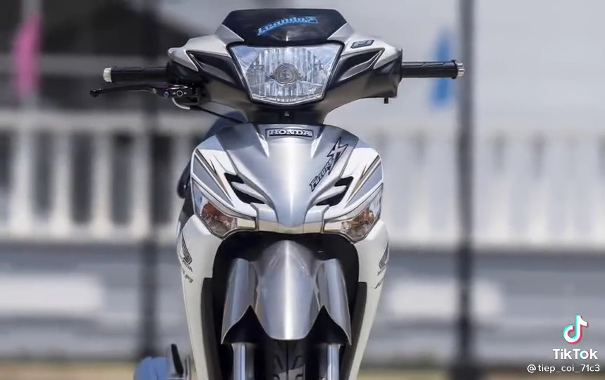Sữa xe hải văn