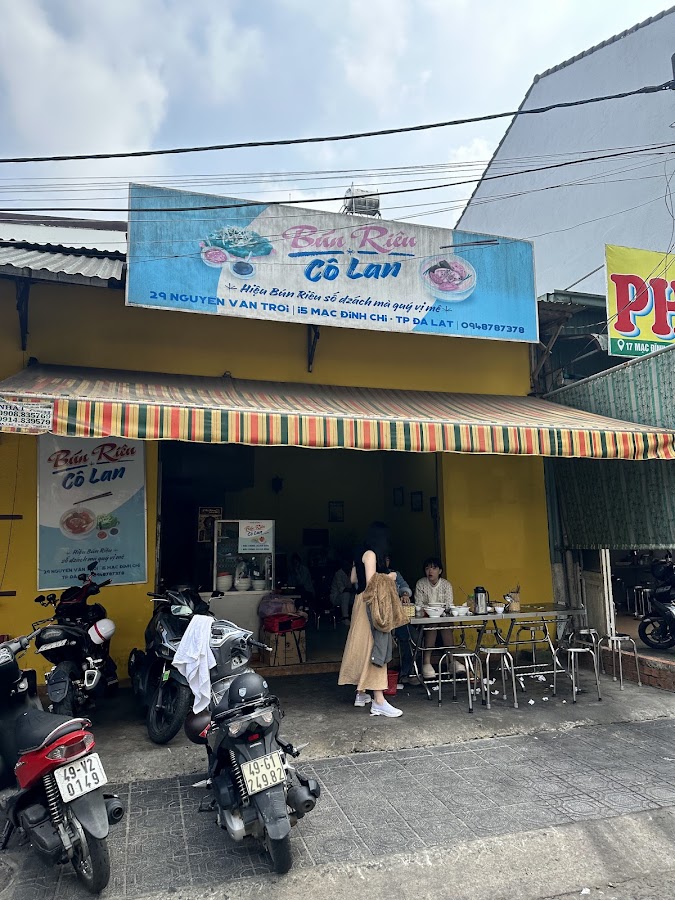 Bún Riêu Cô Lan