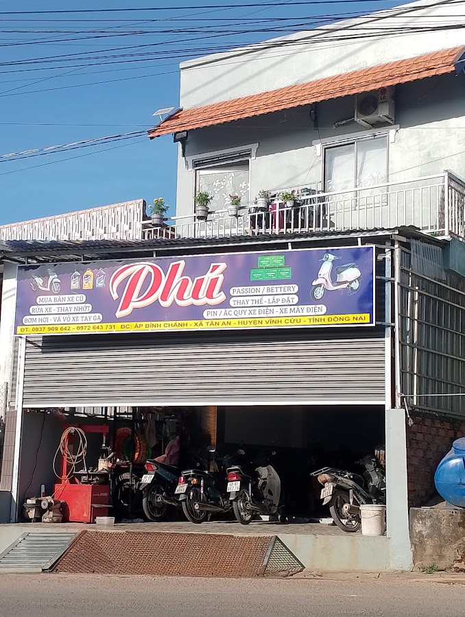 Tiệm sửa xe