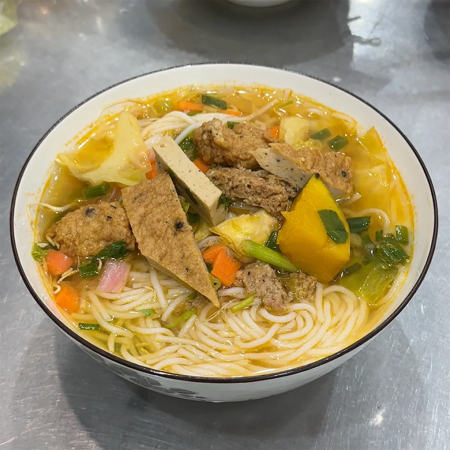 Bún Chả Cá Tam Giác