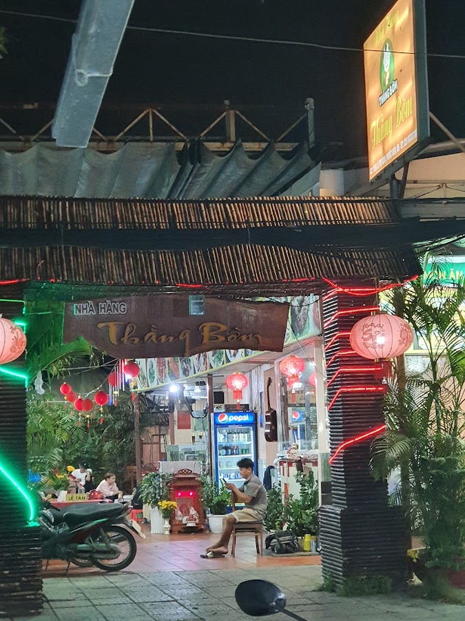 Nhà hàng Thằng Bờm
