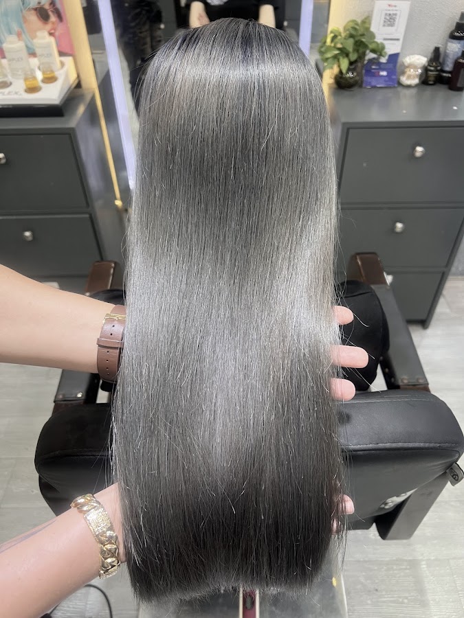 Tiệm Tóc Tiến Phan