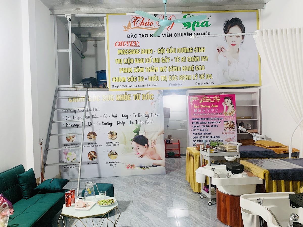 Ốc Oanh 2 ngã 3 thái bảo nam sơn sau kí túc xá canon TP Bắc Ninh